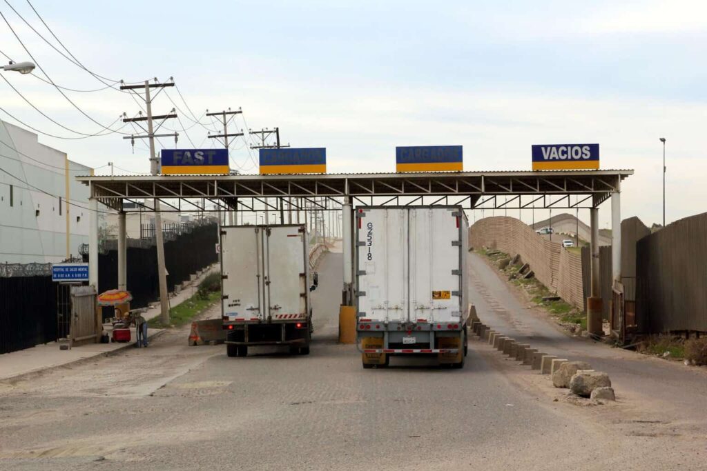 Aranceles de Trump han afectado a 200 mil tractocamiones