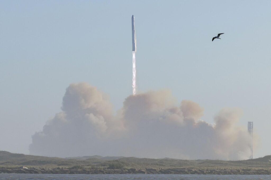SpaceX confirma que perdió a su cohete Starship poco después de su lanzamiento