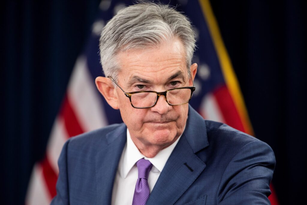 Fed reconoce que los aranceles de Trump tendrán «probables» efectos inflacionarios
