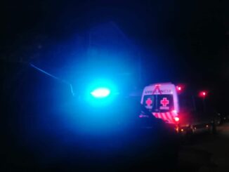 Brutal agresión en Cuauhtémoc: mujer irrumpe en casa y ataca a madre e hija con una botella