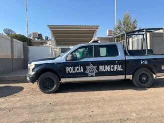 Roban tinacos, tambos y tubos galvanizados en telesecundaria de Tierra Nueva