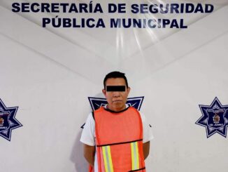 Lo detienen por golpear a su hijastra, le aseguran una pistola