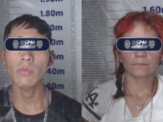 Policias municipales detienen a pareja motociclista por narcomenudeo
