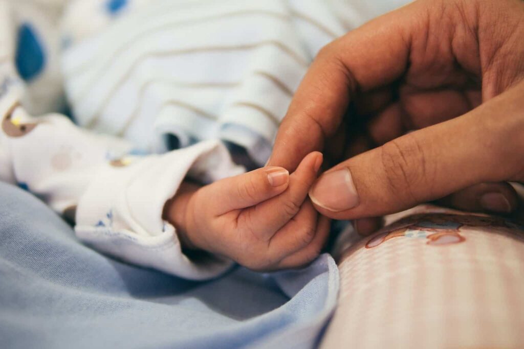 Iglesia pide ver la maternidad como símbolo de “esperanza”