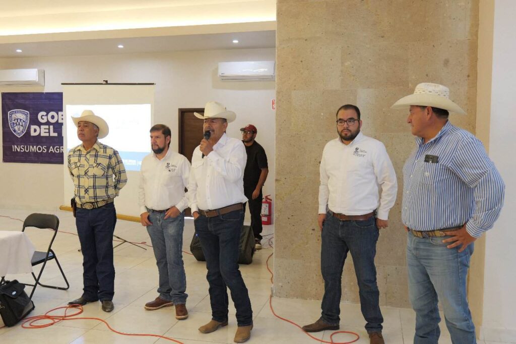 Reafirma Arturo Zubia su compromiso con el campo en reuniones con productores de Jiménez y Camargo