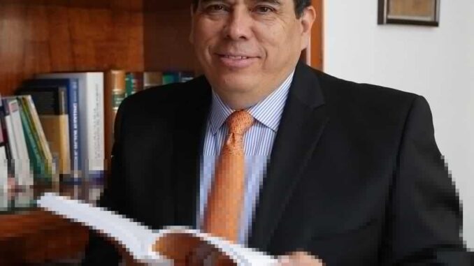 Ordenan detención contra López Elías por peculado agravado