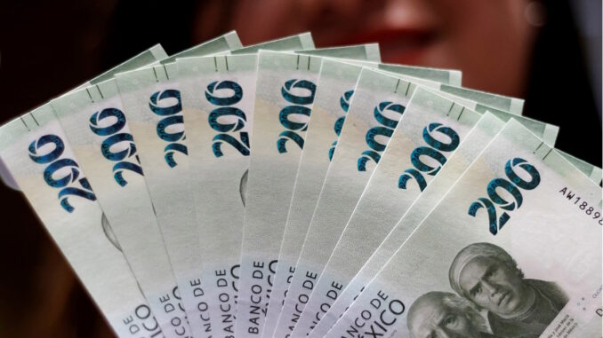 Hacienda refinancia más de 101 mil mdp de deuda
