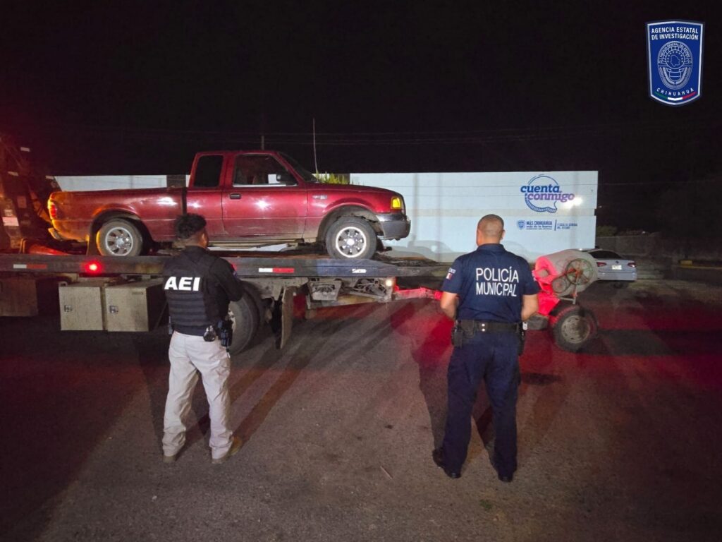 Aseguran AEI y SPM en cateo una pick up y revolvedora reportadas robadas