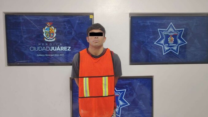 Detienen a hombre por robar un celular con violencia