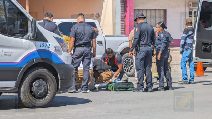 Adulto mayor muere tras sufrir infarto mientras conducía sobre la calle 28