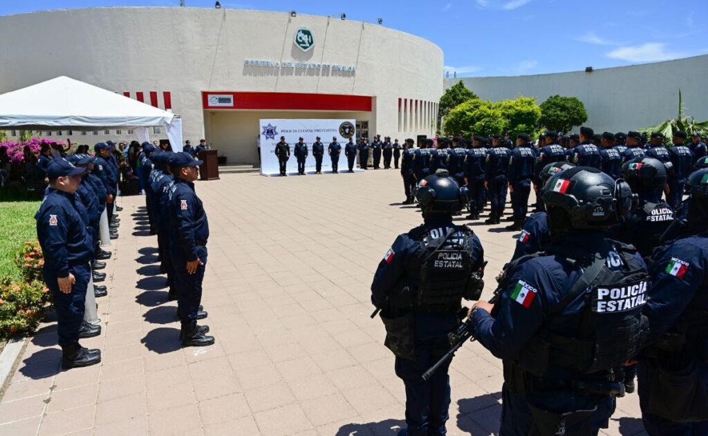 Se gradúan 46 policías estatales como primeros miembros del Grupo de Operaciones Especiales Sinaloa 2026