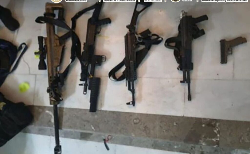 Detienen a dos miembros de Los Chapitos; tenían un fusil Barrett
