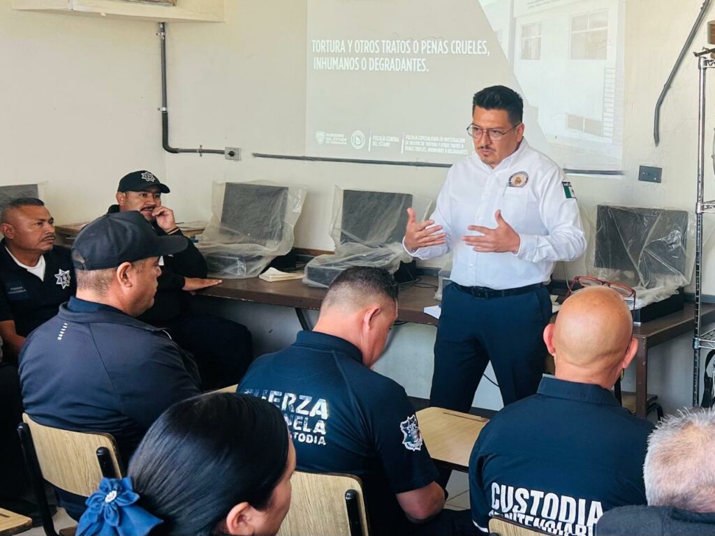 Capacita FEIDT a custodios y policías de municipios del noroeste en prevención de la tortura