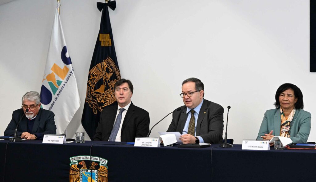 Reconoce la UDUALC a la UNAM en su 475 aniversario