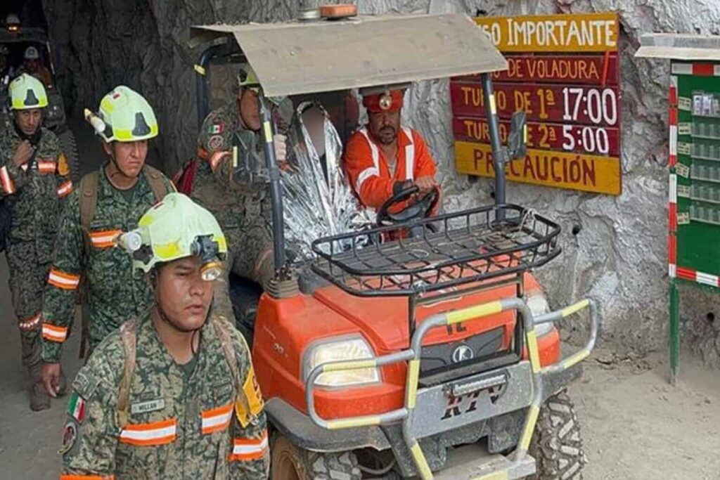 Dan alta médica a Francisco Zapata, trabajador rescatado de la mina Santa Fe, Sinaloa