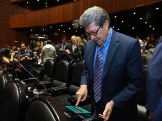 Monreal frena discusión de reforma electoral por falta de consenso