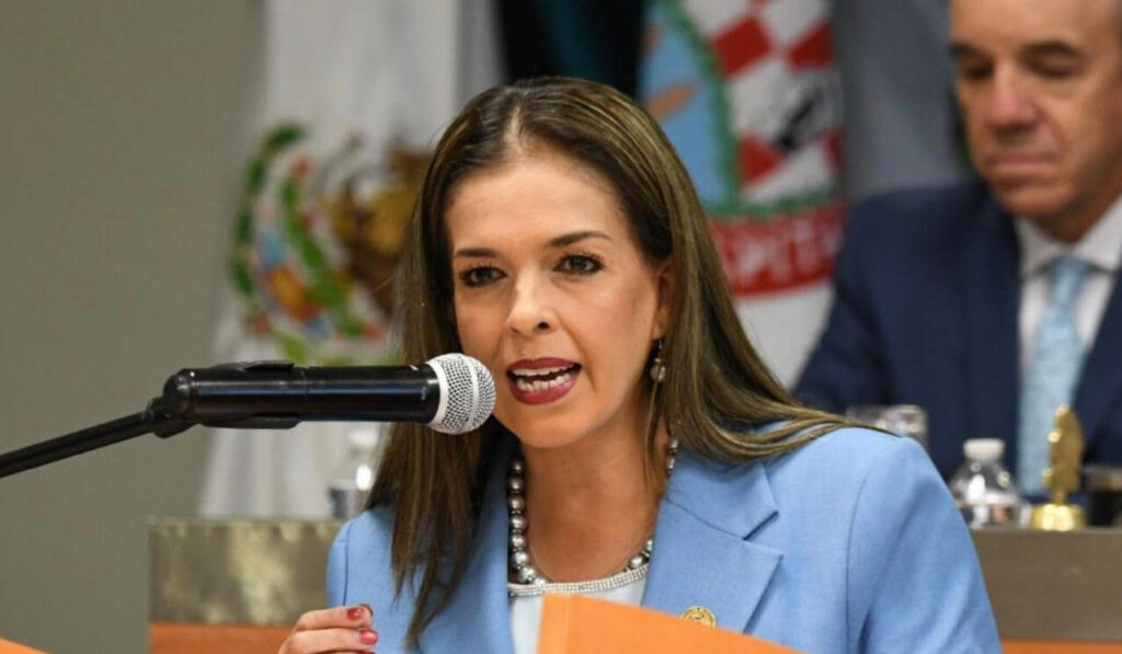 “El Congreso merece respeto, orden y responsabilidad; siempre legislaremos por el bien de las familias chihuahuenses”: Xóchitl Contreras
