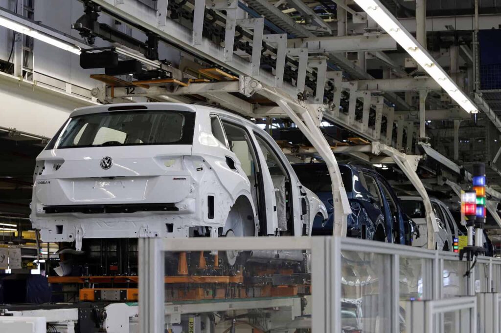 Exportación de autos creció 2.45% en primer trimestre de 2026