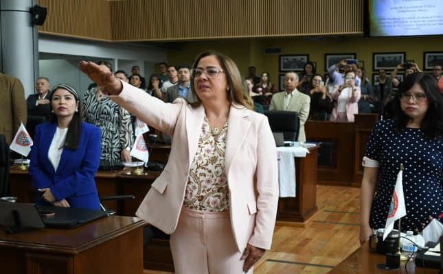 Rinde Protesta de Ley Ada Miriam Aguilera Mercado como titular de la CEDH