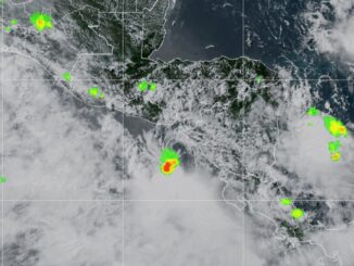 Depresión tropical Tres-E evoluciona a la tormenta tropical ‘Cristina’; ¿afectará a México?
