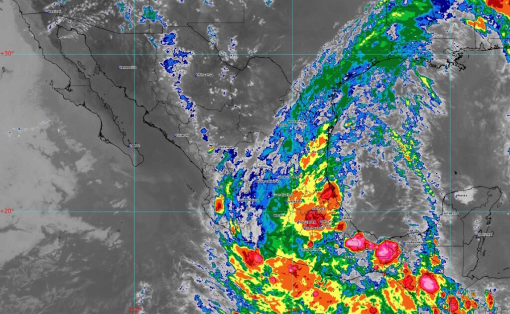 Guerrero y Oaxaca, en alerta por posible fortalecimiento de la Depresión Tropical Dos-E