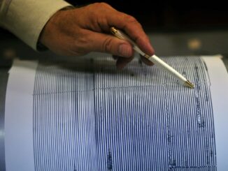 Terremoto de 7.8 sacude Filipinas; Japón emite alerta de tsunami