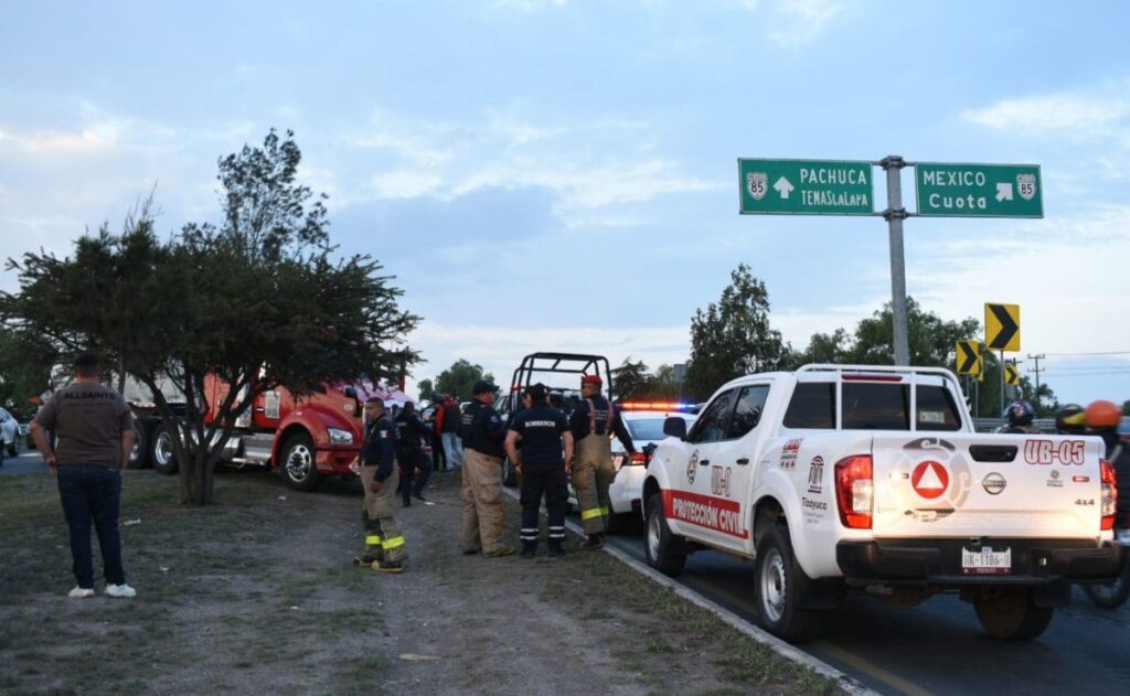 Robo de tractocamión en Tizayuca desata persecución, provoca choque y deja dos detenidos