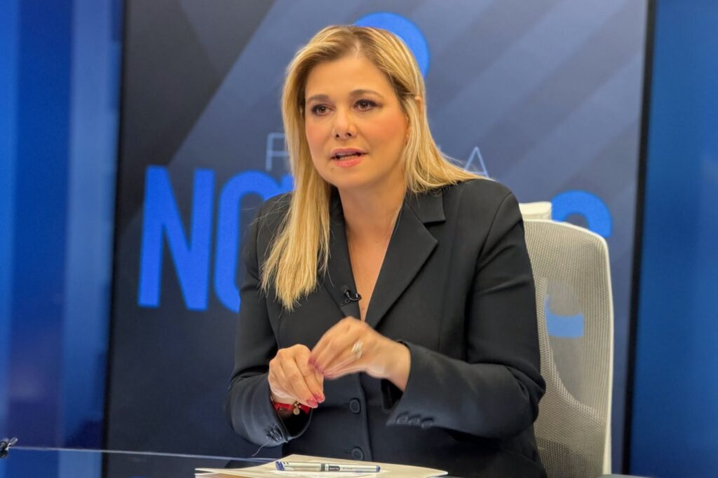 Calderón y Fox arropan a Maru Campos y abren frente contra Morena