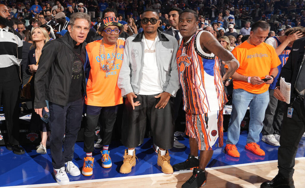 Los Knicks desatan la locura en Nueva York a un triunfo de conquistar la NBA