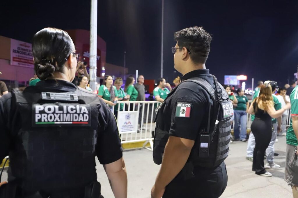 Reporta Policía Municipal tres detenidos en operativo por festejos del partido de México