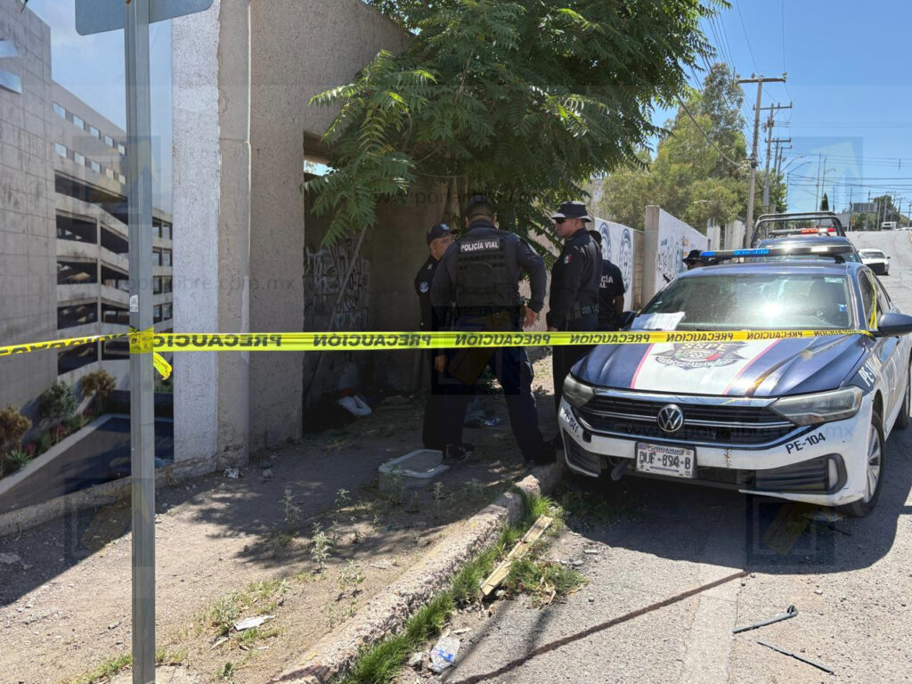 Hallan a hombre sin vida en Politécnico Nacional y Lago de Bustillos; posible sobredosis