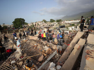Se elevan a mil 430 muertos por el doble terremoto en Venezuela