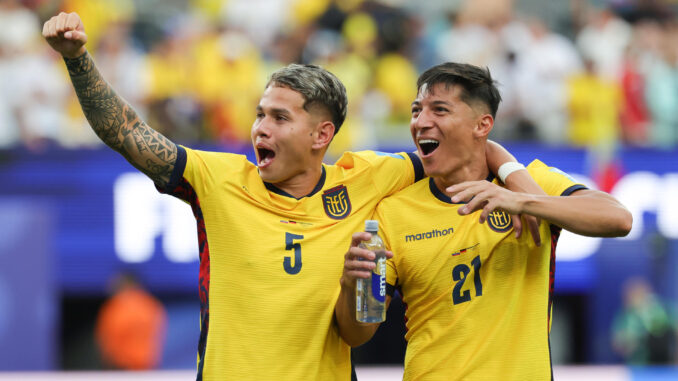 «Locales donde sea»: Ecuador ‘calienta’ el partido contra México