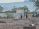 Localizan cuerpo putrefacto bajo un colchón en terreno baldío de Camino Real