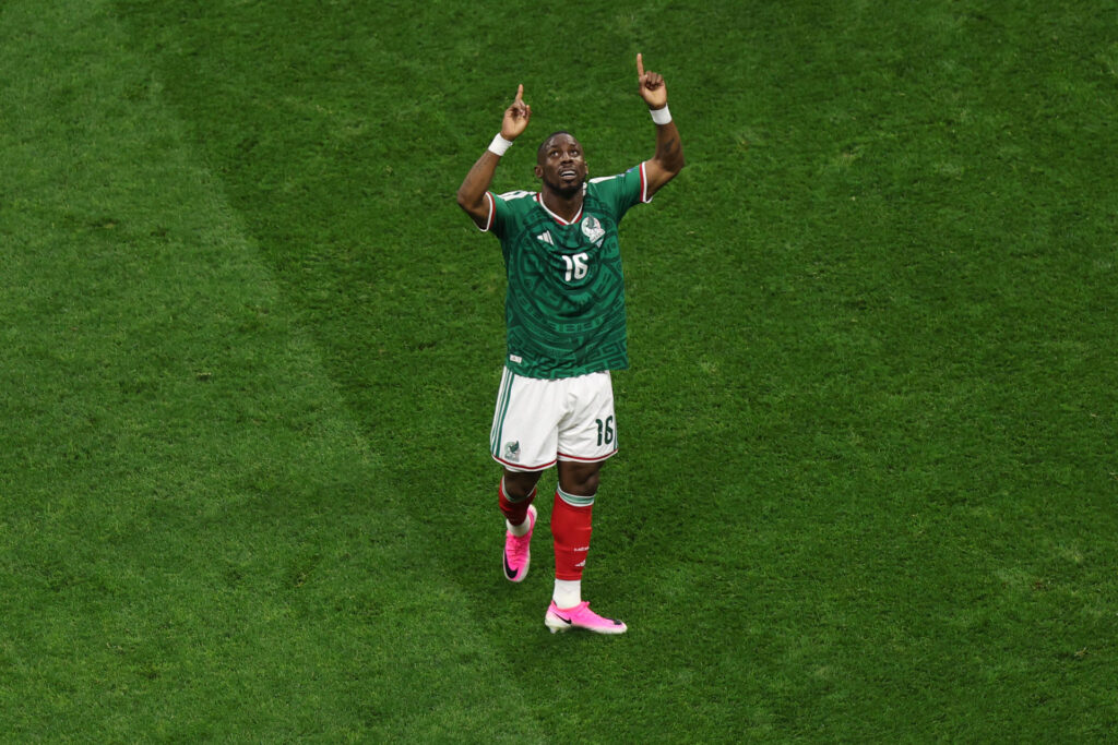 Julián Quiñones, quinto goleador de México en Mundiales; iguala a Blanco y Márquez