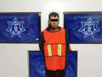 Lo arrestan por robo; le confiscan arma de fuego