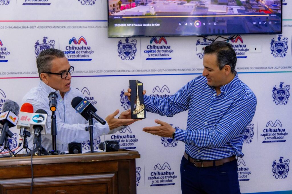 Anuncia Marco Bonilla 16 nuevas rutas de recolección de basura y recibe el premio internacional “Escoba de Oro” otorgado al Municipio