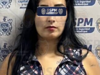 Detiene Policía Municipal a mujer investigada por robo a casa habitación; recuperan motocicleta relacionada con el caso
