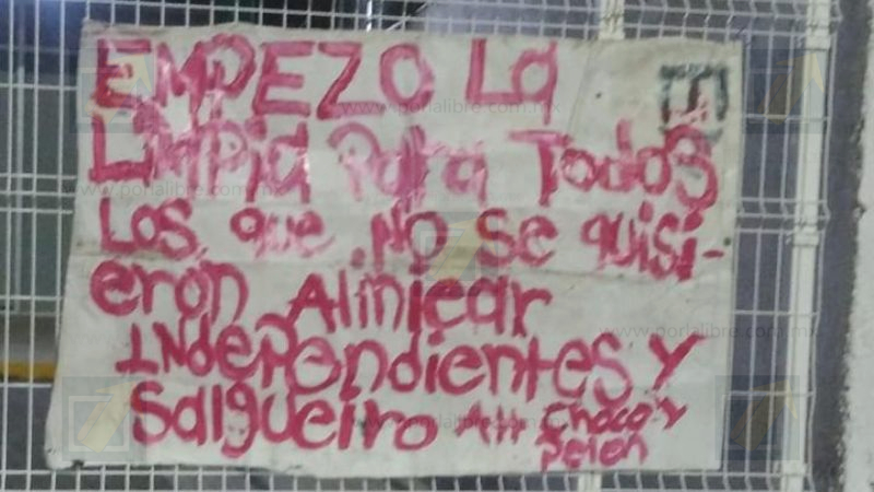 Investigan aparición de narcomanta en la colonia Praderas del Sur