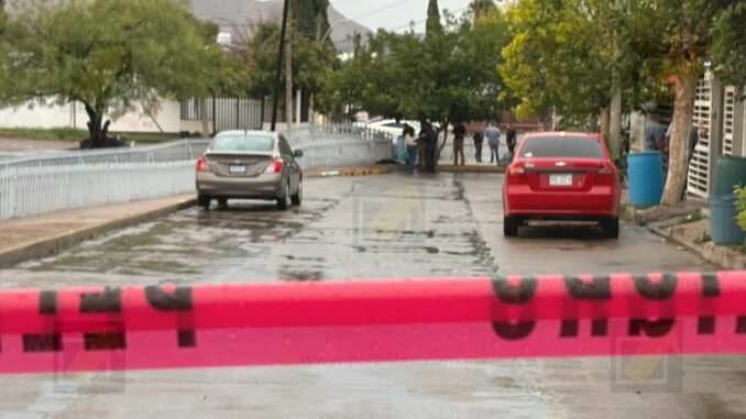 Localizan cuerpo en descomposición con impactos de bala en brecha de la colonia Batalla de Sacramento