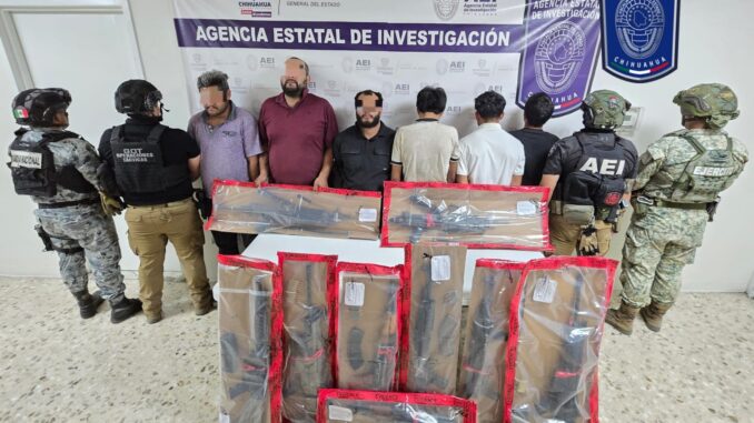 Detiene AEI y el Ejército a seis jóvenes en Aldama; aseguran 9 fusiles de asalto y dos trocas 