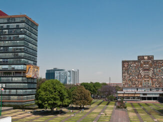 Iglesia critica la “cultura del éxito” tras polémica en la UNAM