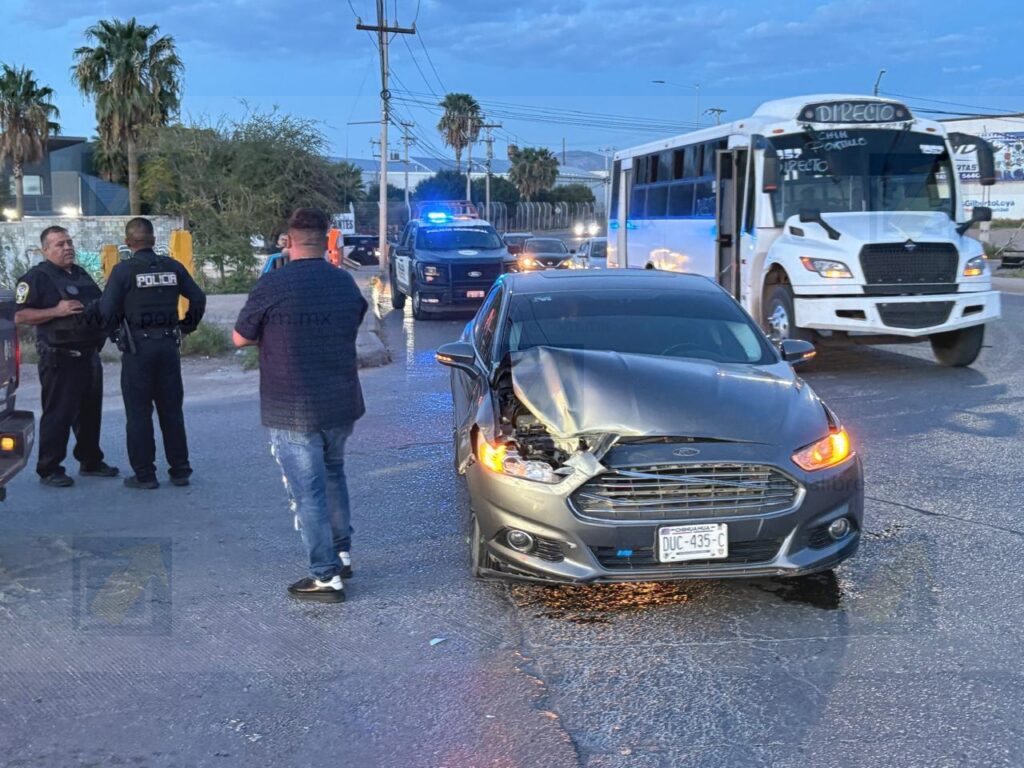 Patrulla provoca choque al cortar circulación en la CH-P; hay daños materiales