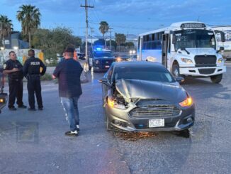 Patrulla provoca choque al cortar circulación en la CH-P; hay daños materiales