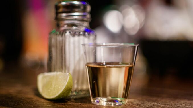 México produce 302 millones de litros de tequila y busca nuevos mercados en otros países
