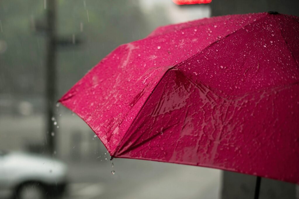 Lluvias fuertes y calor intenso marcarán el clima de este martes en México