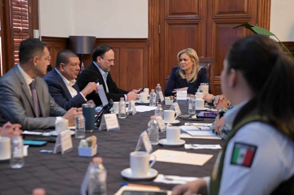 Se reúne  Mesa de Seguridad en palacio