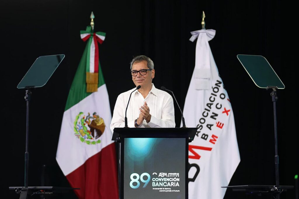 México prevé un impacto «neutro» en su economía ante alza del petróleo por guerra en Irán