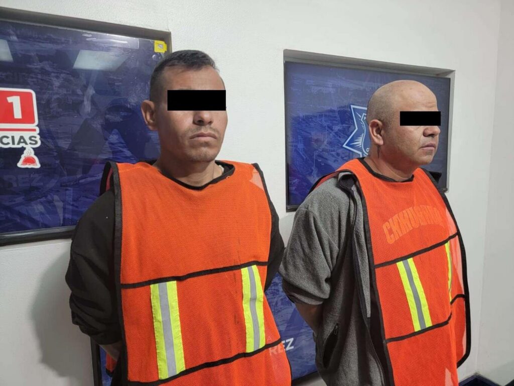 Los detienen con arma de fuego falsa; son investigados por asalto