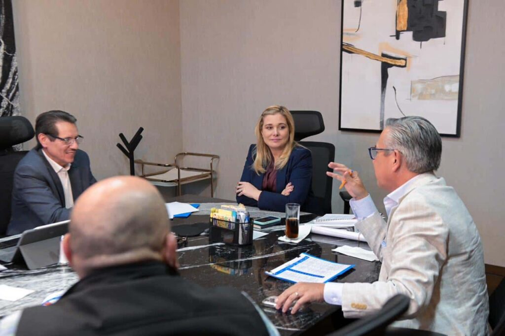 Maru Campos impulsa proyectos de infraestructura para Chihuahua
